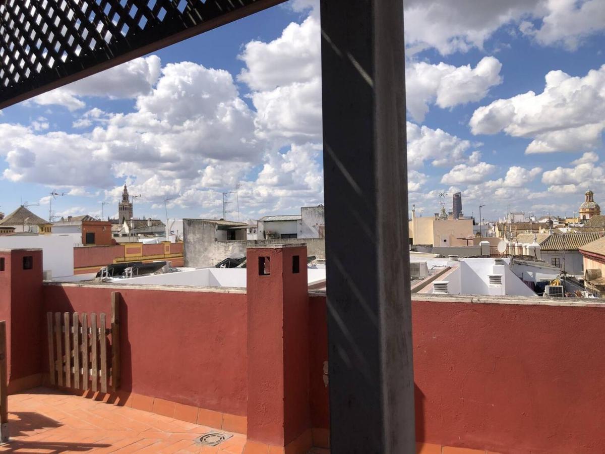 10 Min Walk To Giralda And Rooftop Sevilla Dış mekan fotoğraf